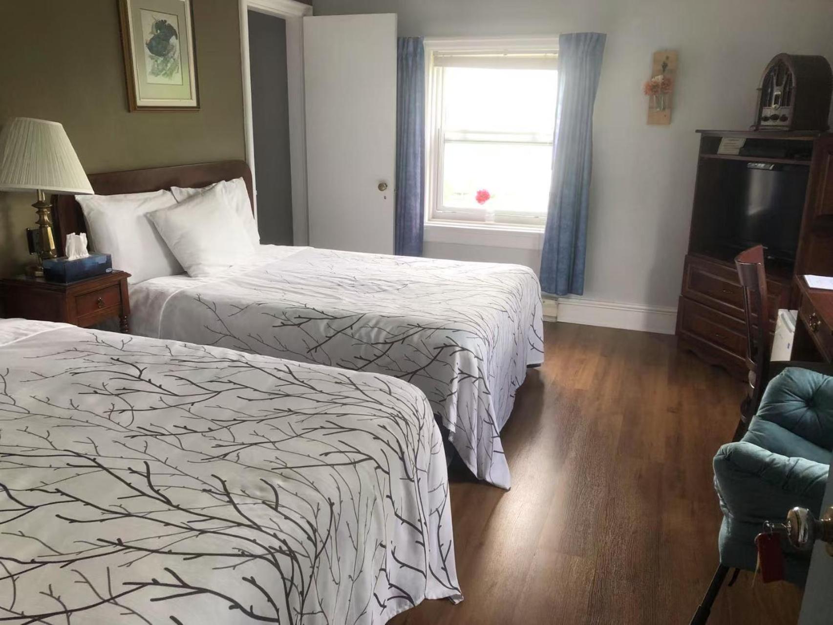 Braeside Country Inn بيكتو المظهر الخارجي الصورة