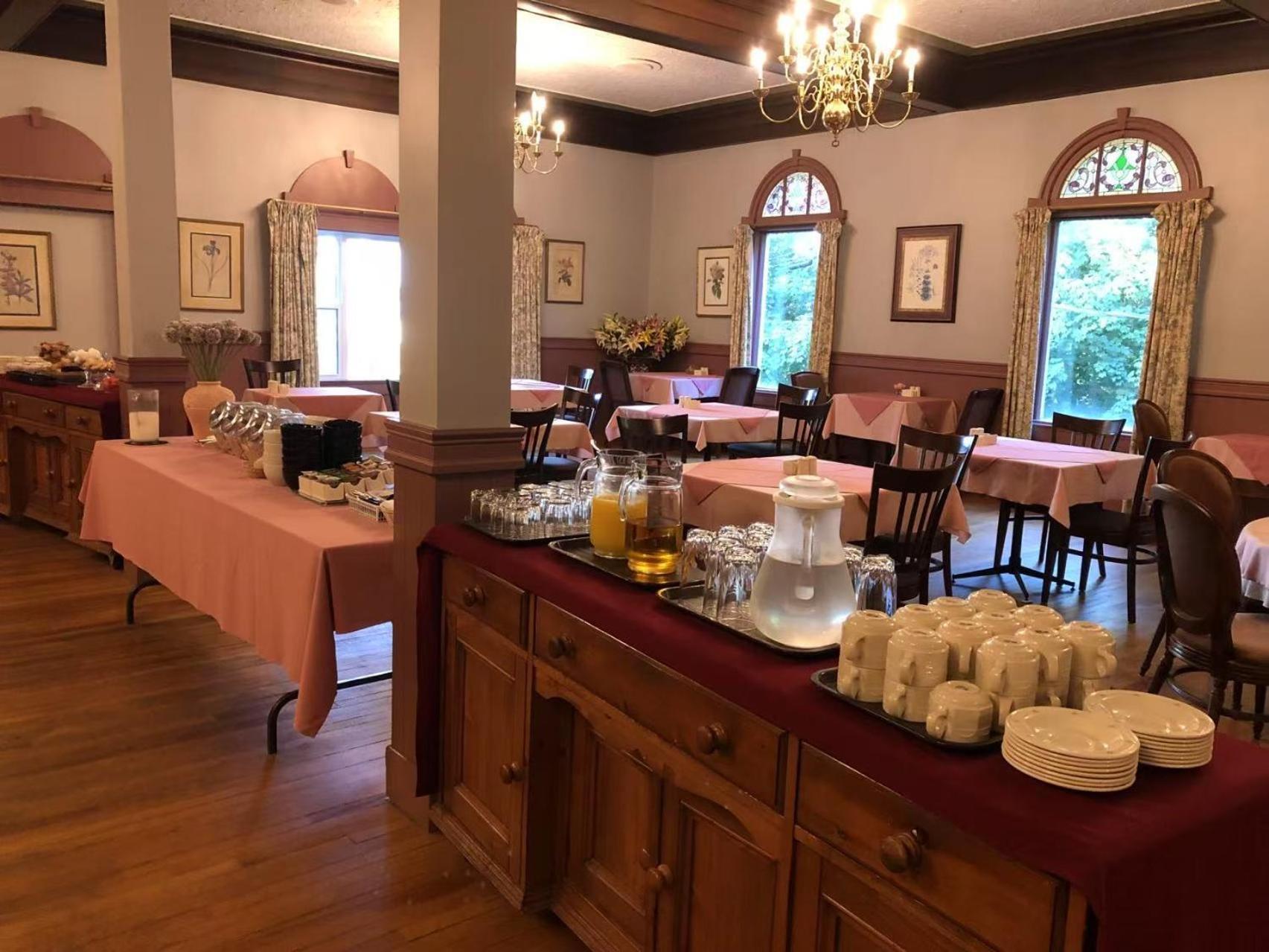 Braeside Country Inn بيكتو المظهر الخارجي الصورة